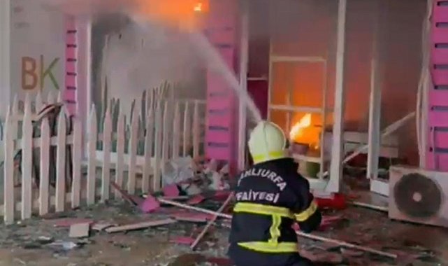 Şanlıurfa'da iş yeri yangını kontrol altına alındı