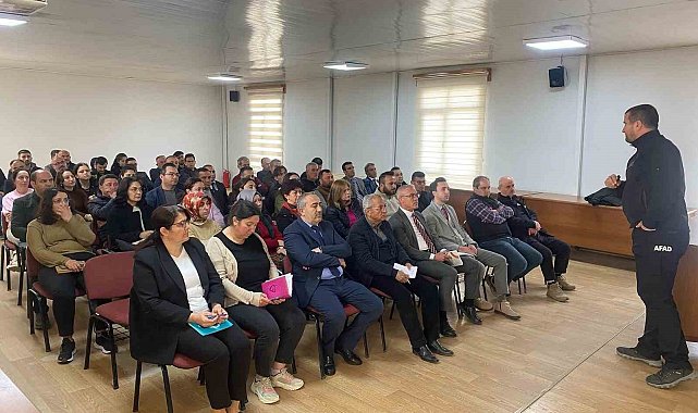 Sarıgöl'de afet ve acil durum bilgilendirme eğitimi