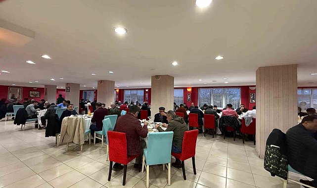 Sarıkamış'ta AK Parti Teşkilatı İftar Programında Buluştu