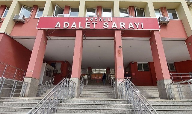 Sevgili olduklarına inandırdığı öğrencisini 2 yıl boyunca istismar eden öğretmene 36 yıl hapis