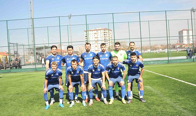 Şimşekspor şampiyonluğa yakın