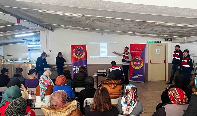 Sinop'ta anneler uyuşturucu konusunda bilgilendirildi
