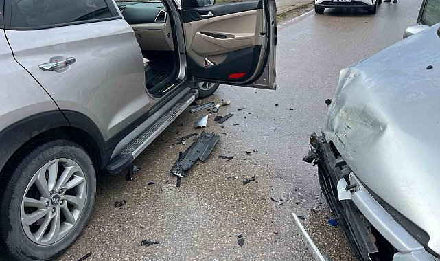 Sinop'ta maddi hasarlı kaza