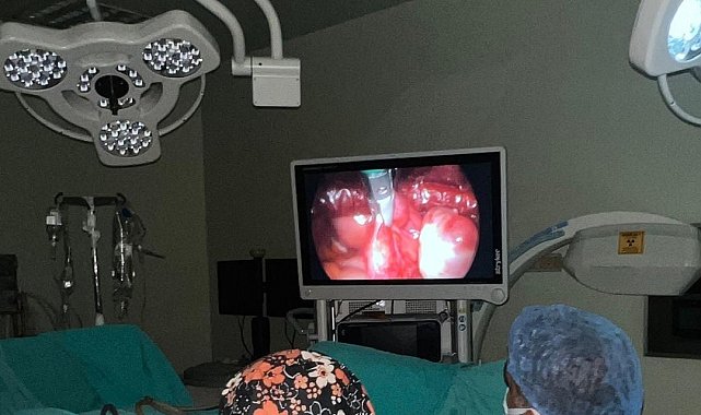 Şırnak'ta hastalar V-NOTES Histerektomi ameliyatı ile daha hızlı iyileşiyor