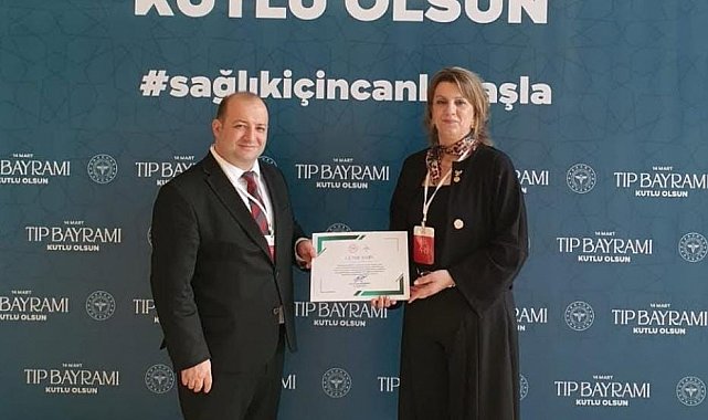 Soma'da yılın sağlık çalışanı Güner Hemşire oldu