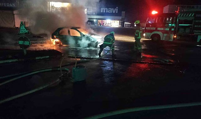 Susurluk'ta araç yangını korkuttu