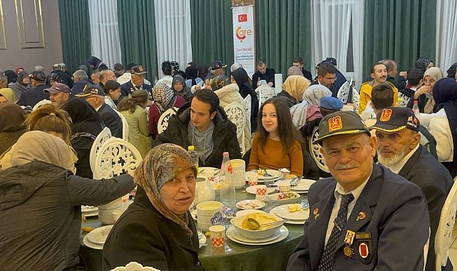 Tavşanlı'da Şehit yakınları, gaziler ve aileleri iftar yemeğinde biraraya geldi