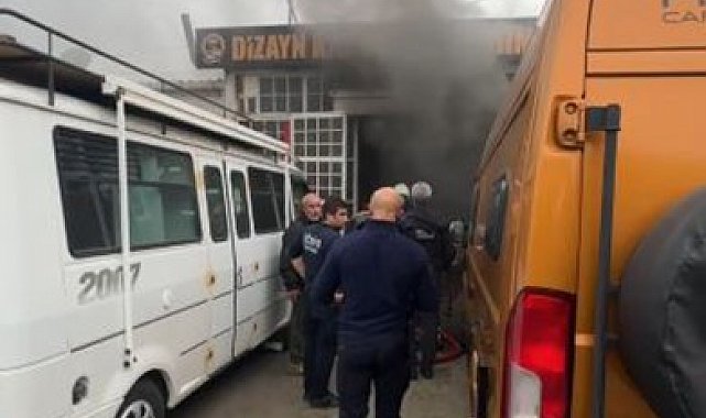 Tekirdağ'da scooter patladı, karavan atölyesi alevlere teslim oldu