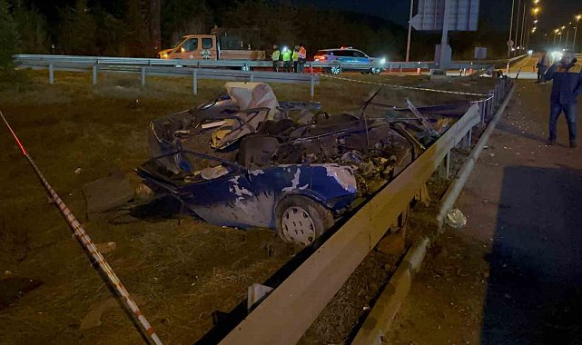 TEM'de Tofaş kağıt gibi ezildi: 2 ölü, 1 yaralı