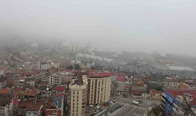 Trabzon'da sis etkili oluyor