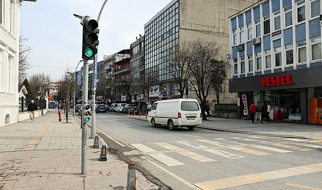 Trafik ışıklarında Yeşilay farkındalığı