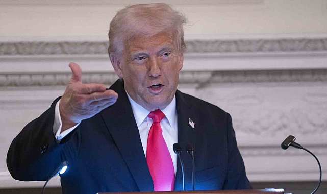 Trump'tan üçüncü dönem sinyali: "Bunu yapmanın yolları var ve şaka yapmıyorum"