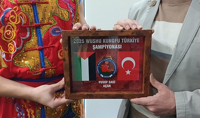 Türkiye birinciliği madalyasını Filistin'e destek için bağışladı