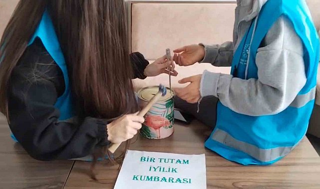 Üniversiteli öğrencilerden "Bir Tutam İyilik" projesi