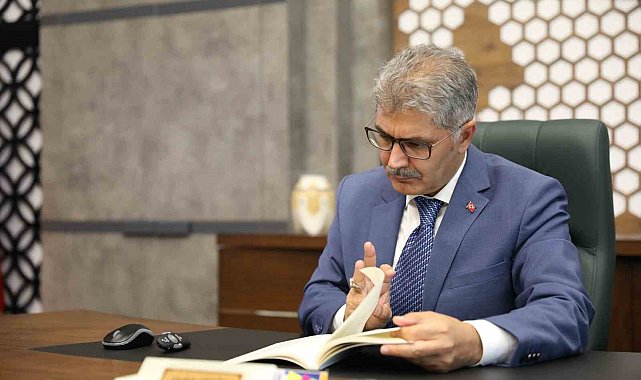 Vali Çelik'in kaleminden Niğdeli Ebubekir Hazım Tepeyran