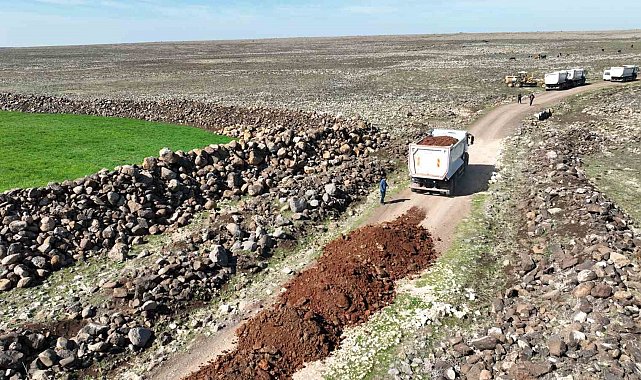 Viranşehir'in kırsal yol ağı iyileştiriliyor