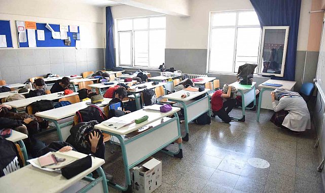 Yıldırım Belediyesi'nden deprem eğitimi