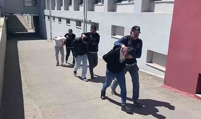 1 kilo 52 gram uyuşturucu ile yakalanan şüphelilerden "Satıcı değil içiciyiz" savunması