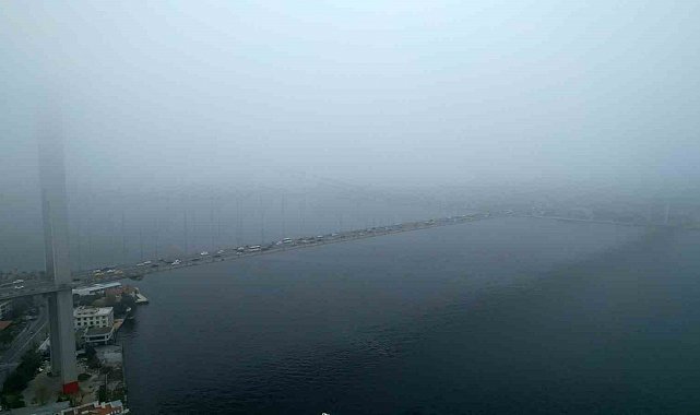 15 Temmuz Şehitler Köprüsü siste adeta kayboldu