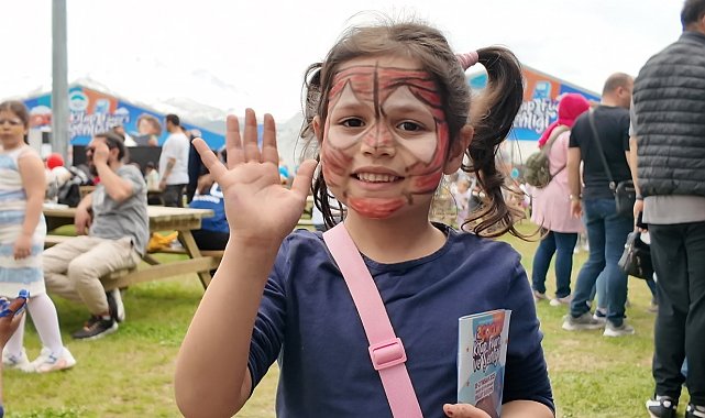 2. Çocuk Kitap Fuarı ve Şenliği'nde hafta sonu yoğunluğu