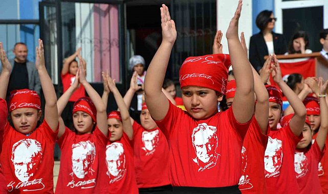 23 Nisan okullarda da coşkuyla kutlandı