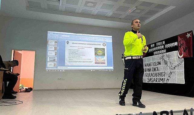 299 öğrenci trafik güvenliği eğitimleri ile gençlere farkındalık kazandırılıyor
