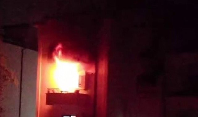 3 katlı binada korkutan yangın: 1'i çocuk 6 kişiyi itfaiye kurtardı
