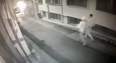 3 motosiklet çaldılar, 4'üncüyü çalarken suçüstü yakalandılar