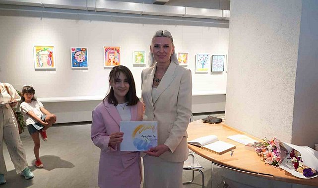 'Deniz'in Kızı' sergisi sanatseverle buluştu