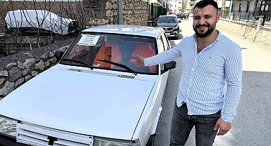 5 saniyelik heves için iki maaşından oldu