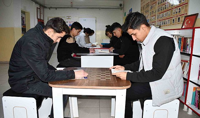 6 bin nüfuslu beldenin yarısı kitap okumaya başladı