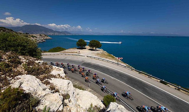 60. Cumhurbaşkanlığı Türkiye Bisiklet Turu'nda Kemer - Kalkan etabını Tibor Del Grosso kazandı