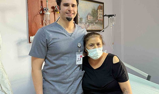 7 yıl boyunca çürümüş böbrekle yaşayan kadın, 4 saatlik ameliyatla sağlığına kavuştu