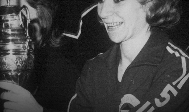 A Milli Kadın Voleybol Takımı ilk kaptanı Güneş Çapa hayatını kaybetti