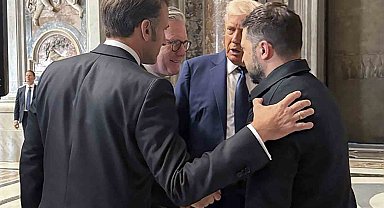 ABD, Ukrayna, Fransa ve İngiltere liderleri Vatikan'da bir araya geldi