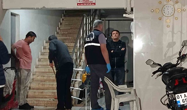 Adana'da apartman dairesinde yangın: 1 kişi ölü bulundu