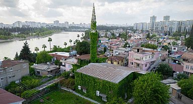 Adana'nın Botanik Bahçesi "Yeşil Cami" sarmaşıklara büründü