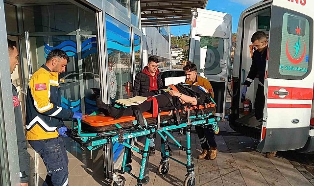 Adıyaman'da otomobil şarampole yuvarlandı: 3 yaralı