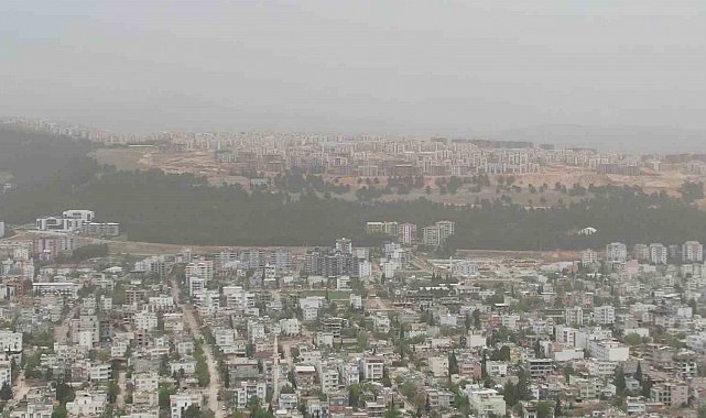 Adıyaman'da toz bulutu dronla görüntülendi