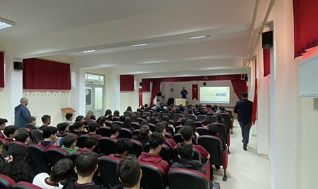 AFAD'tan öğrencilere afet farkındalık eğitimi