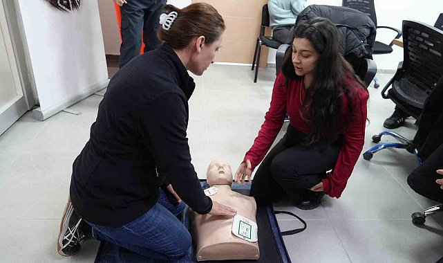 Afet müdahale ekibine ilk yardım eğitimi