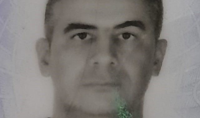 Ağaca çarpan otomobil sürücüsü hayatını kaybetti