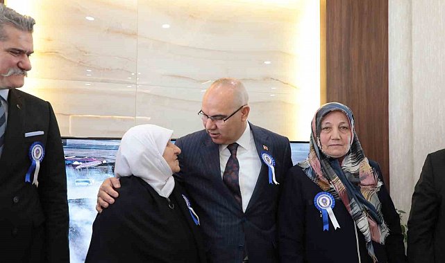 Ağrı Valisi Koç, 180. kuruluş yılında polis teşkilatını yalnız bırakmadı