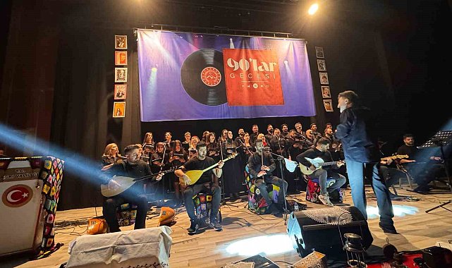 Ağrı'da 90'lar rüzgârı esti