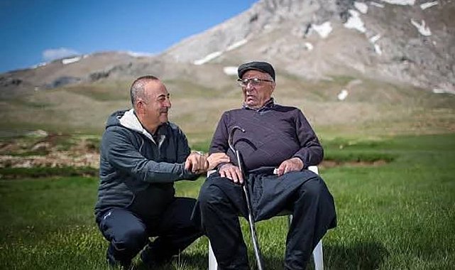 AK Parti Antalya Milletvekili Mevlüt Çavuşoğlu'nun babası hayatını kaybetti