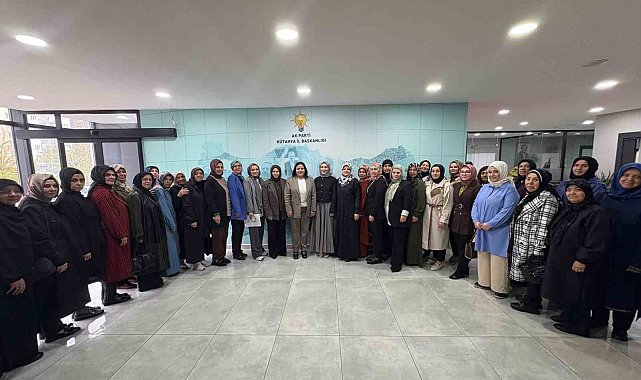 AK Parti Kütahya İl Kadın Kolları'ndan Değerlendirme ve İstişare Toplantısı