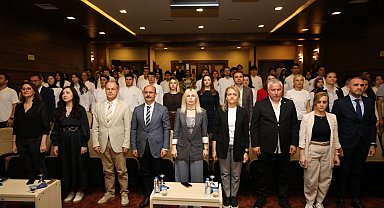 Akdeniz Üniversitesi'nde Gastronomi öğrencilerine ceket ve bıçak töreni