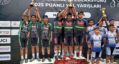 Akhisarlı bisikletçiler yine kürsüde yer aldı