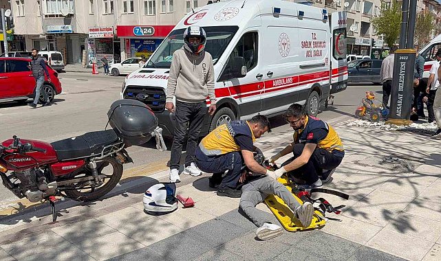 Aksaray'da motosikletler çarpıştı: 2 yaralı