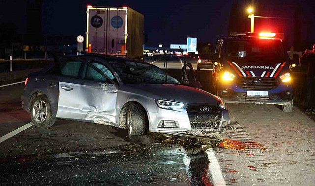 Aksaray'da otomobil takla attı: 2 yaralı
